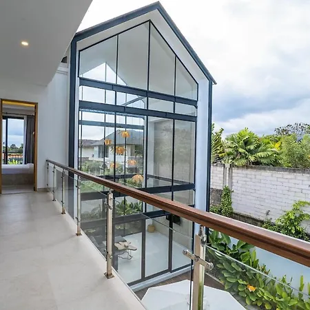 White Nights - 3Br Villa With Rooftop Near Canggu